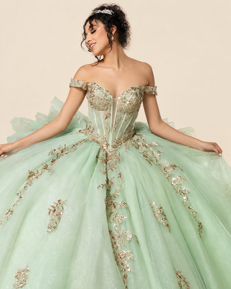 Vestido de XV Amelia en color verde salvia