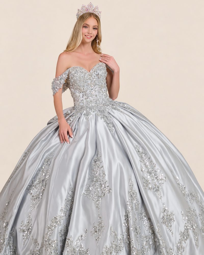 Vestido de XV Esperanza en color plata