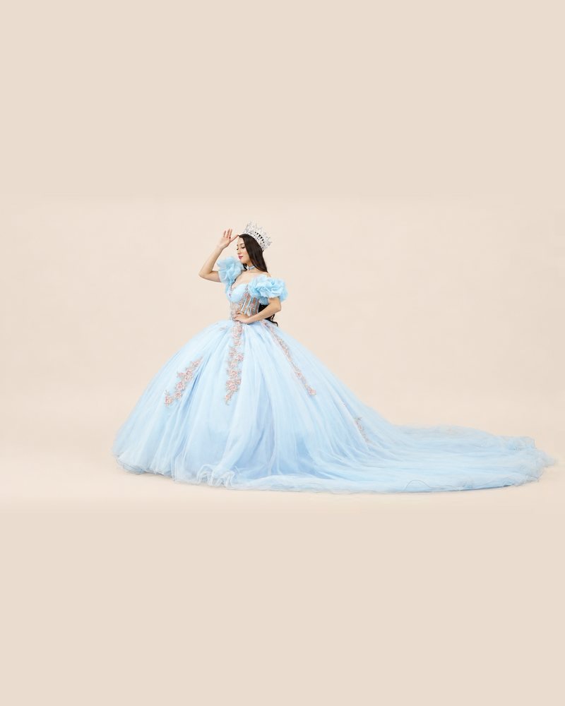 Vestido de XV Inés en color azul cielo